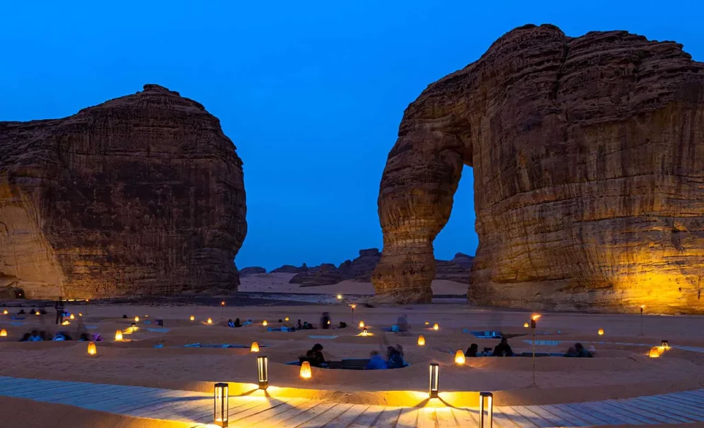 رحلة العلا السياحية